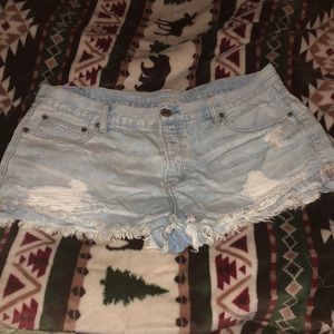 American Eagle Light Washed Denim Shorts